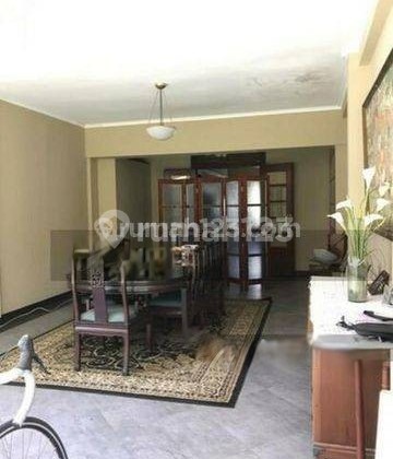 Charming house strategically located in central Jakarta
