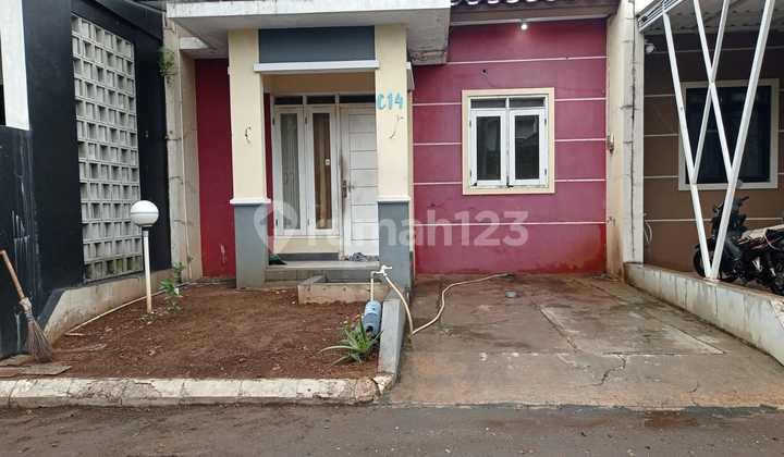 Dijual Rumah di Tanah Baru, Beji - Depok