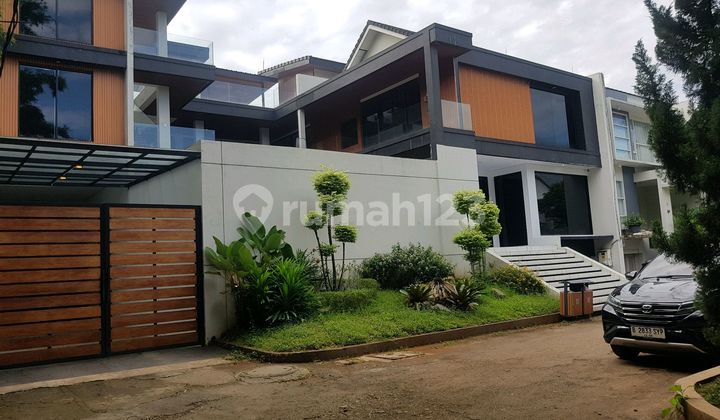 Rumah Siap Huni Di Kompleks Elite.dengan Space Office 