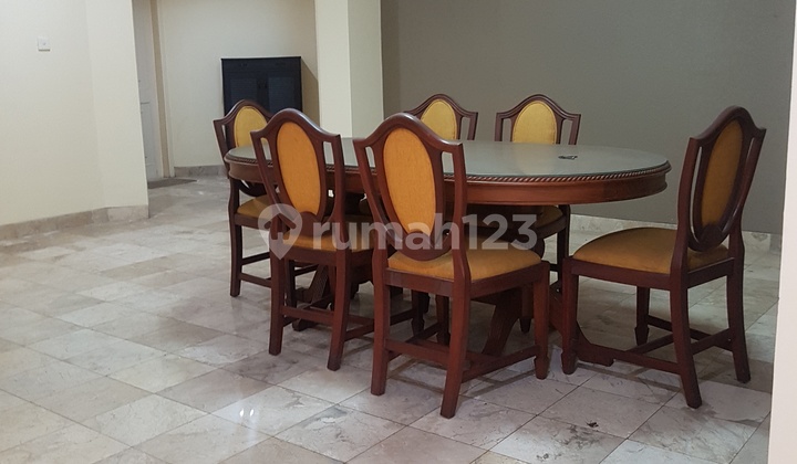 Apartment 3 Bedroom, spacious, near Blok M 2
