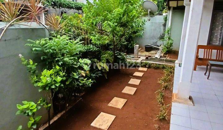 Lokasi Super Strategis Jarang Ada Rumah Lama Hitung Tanah di Tengah Kota Area Bendungan Hilir 1