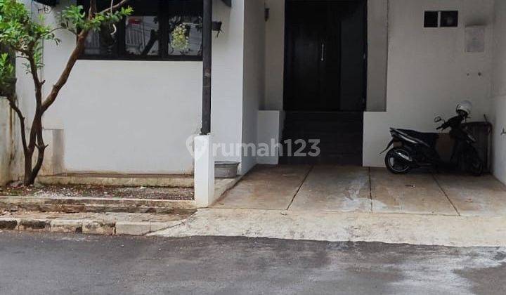 Dijual Rumah Minimalis 2 Lantai Dalam Kluster Nyaman Dan Strategis di Area Cinere Dekat Tol Desari 1