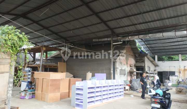 For Sale Super Strategic Land with Bonus Warehouse in Lenteng Agung Raya Street, South Jakarta, near Tanjung Barat Station