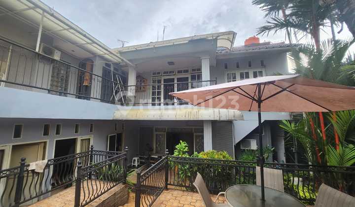 Turun Harga Dijual Murah Rumah Besar Kokoh dan Terawat di Area Strategis Condet