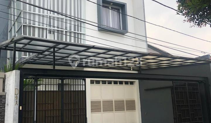 Rumah Modern Minimalis Siap Huni di Radio Dalam Dekat Pondok Indah