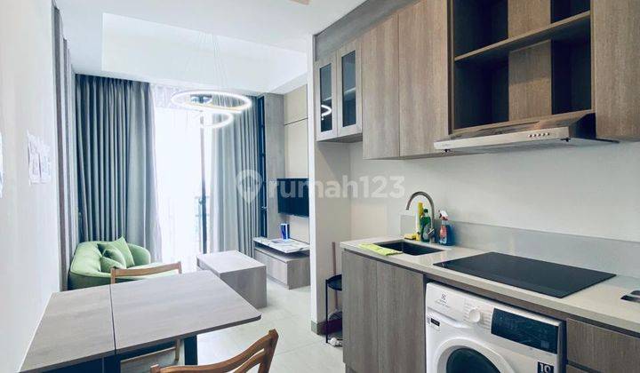 Disewakan Apartemen Cantik, Bagus Dan Mewah 3BedRoom Brand New Siap Huni Fully Furnished di Lingkungan Nyaman di Fatmawaticitycenter 2