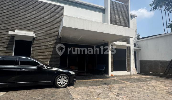 Rumah Kantor di Kebayoran Baru Jakarta Selatan Rumah Kantor di Kebayoran Baru Jakarta Selatan