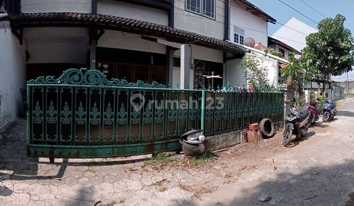 Rumah Lama 2,5 Lantai Yang Dijadikan Kos Kosan Di Sukajadi Bandung 2