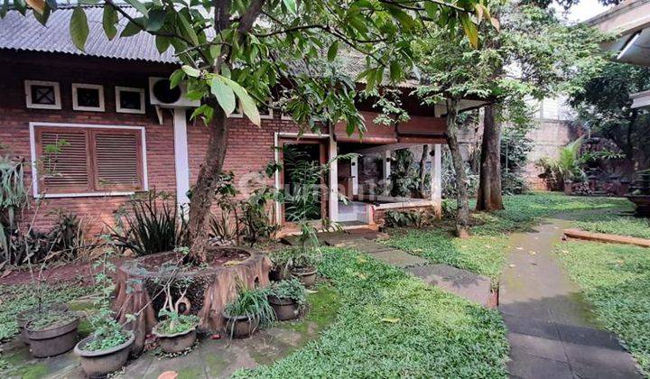 Dijual Rumah Hitung Tanah Saja di Zona Komersil Cipulir Jaksel. 2