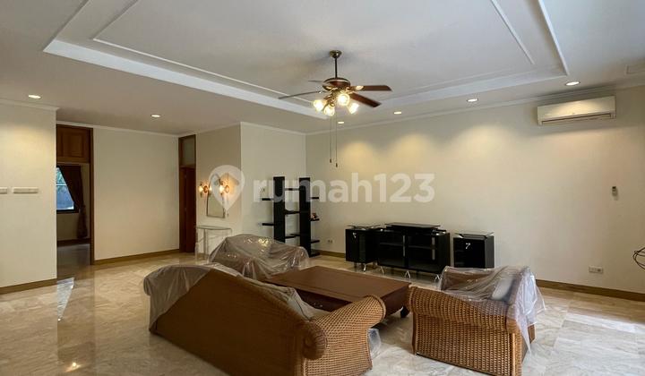 Rumah Bagus Dan Siap Huni 2 Lantai Di Pondok Indah