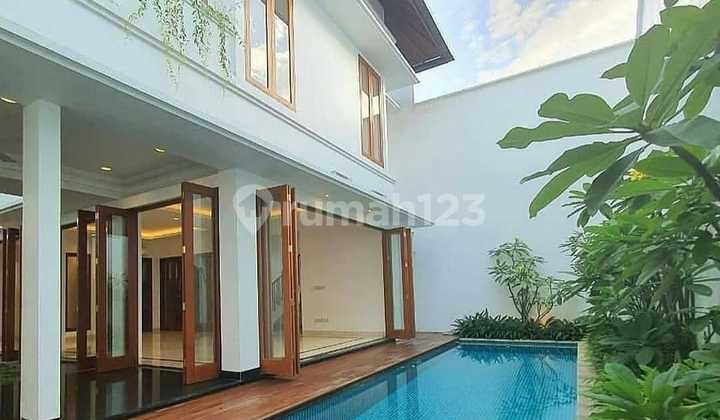 Rumah Siap Huni 500 meter persegi di Pondok Indah Jakarta Selatan