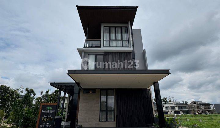 Rumah 3 Lantai Dengan View Lapangan Golf Di Cimanggis Depok 1