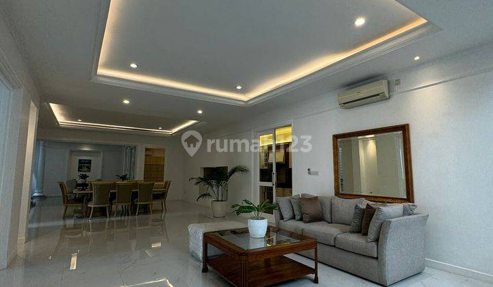 Rumah cantik siap Huni di sewakan di Kemang Utara  2