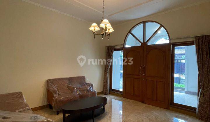 Rumah cantik di area teduh Pondok Indah di jual 2