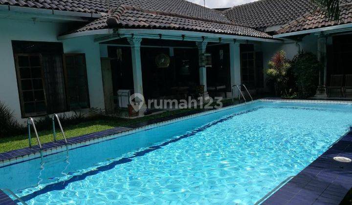 Rumah Cantik Dengan Kolam Renang Di Jual Di Cilandak Timur 1