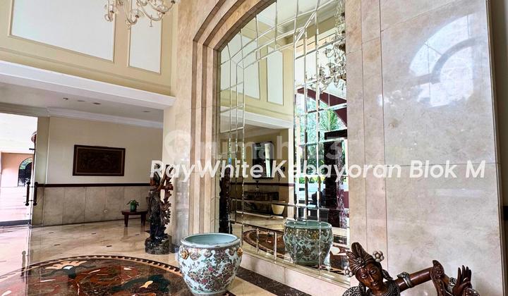 Simprug Indah Apartment 3 Bedrooms Semi Furnished 2