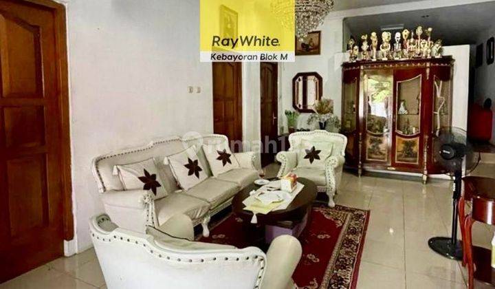 Rumah Dekat Stasiun Mrt Semi Furnished SHM di Cendrawasih, Jakarta Selatan 2