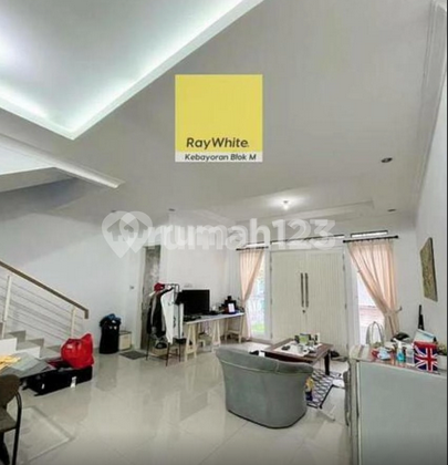 For Sale House in Town House South Jakarta 2