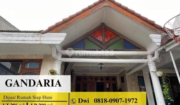 Rumah SHM di Cendrawasih, Komplek Deplu, Dekat Mrt, Jakarta Selatan 1