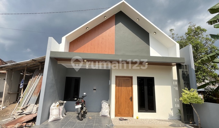 Rumah Jogja dijual di selatan SMA N 1 Godean Rumah Jogja dijual di selatan SMA N 1 Godean