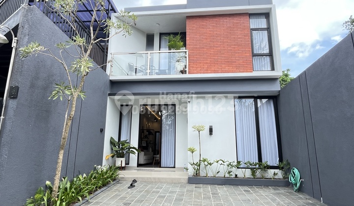 Rumah Jogja dijual Semi Furnish dekat Pasar Gentan