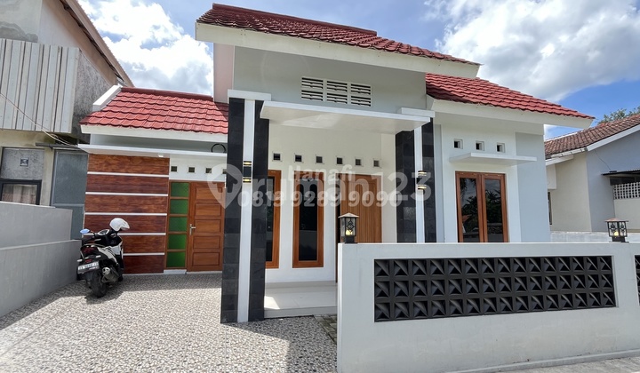 Jogja House for sale near Kopi Rolas Barat UII Jogja House for sale near Kopi Rolas Barat UII