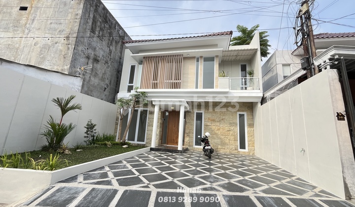 Rumah Mewah Baru siap Huni dekat Kampus UGM RS Sardjito Rumah Mewah Baru siap Huni dekat Kampus UGM RS Sardjito