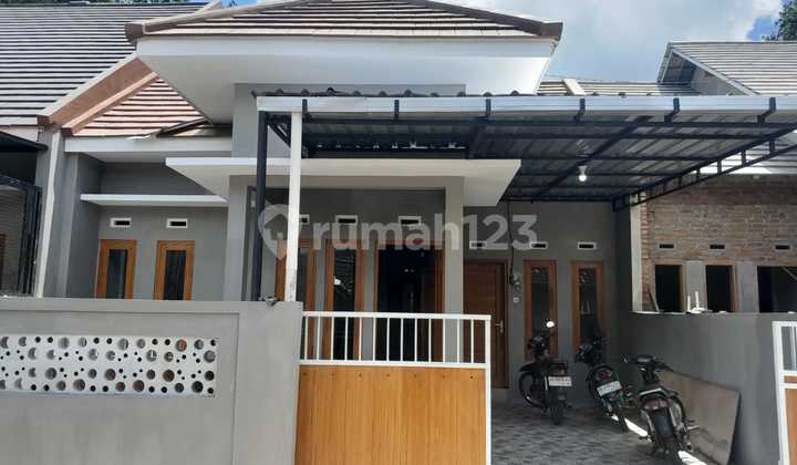 Rumah Jogja Dijual Dekat Smk N 1 Seyegan Mobil Papasan