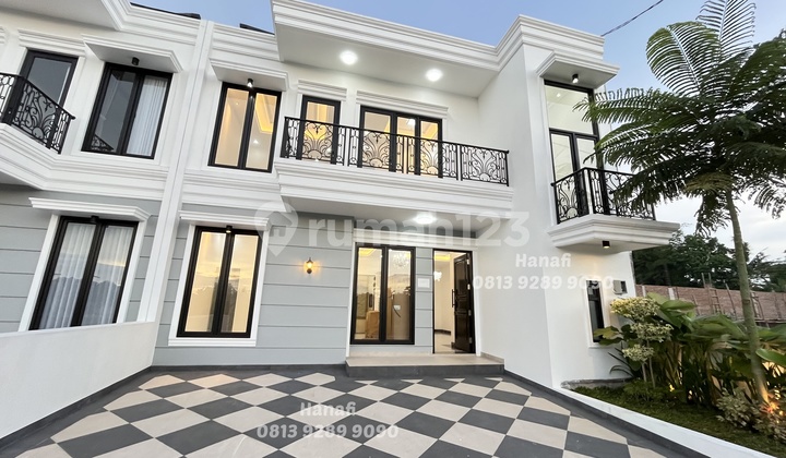 Rumah Mewah Jogja dalam Perumahan dekat Mall Sleman