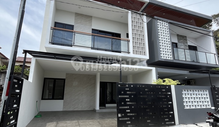 Rumah Mewah Jogja Dijual di Jalan Kaliurang KM 8 Rumah Mewah Jogja Dijual di Jalan Kaliurang KM 8