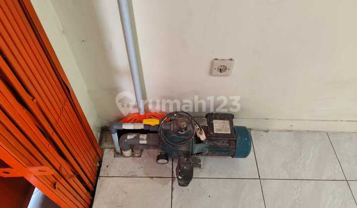 Ready-to-Use Shop House in the Center of Harapan Indah Spare Parts District - Busy Location 2