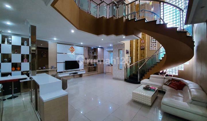 Dijual Rumah Hook Full Furnished di Kelapa Gading belakang mkg Jakarta Utara 2