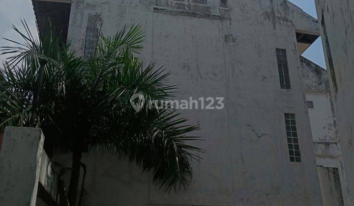 Ruko Hook Atrium 4 Lantai Samping Cowel Tower Segitiga Mas 2