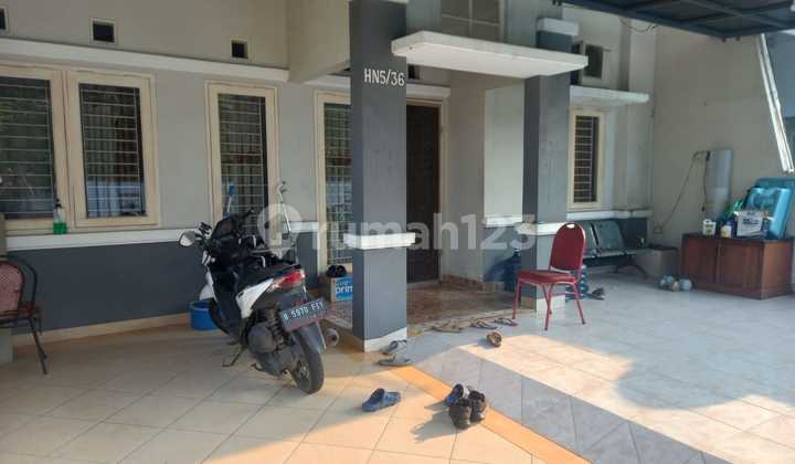 Rumah 1½ Lantai Taman Sari Harapan Indah Strategis