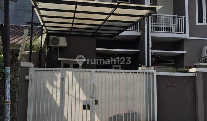 Dijual Rumah 2 Lt Lokasi Depan di Harapan Indah, Bekasi. Strategis Dekat Sekolah, Pasar Rumah Sakit. 1