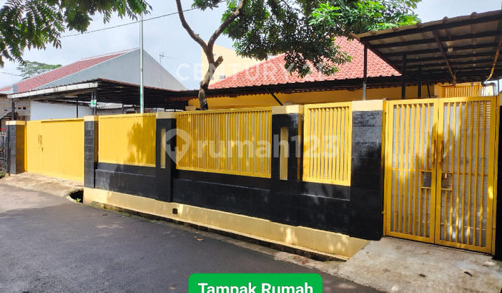 Rumah Mewah di Jusl cepat sudah Semi Furnish deket tol Jorr