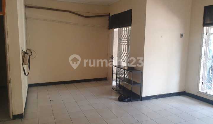 Rumah Kondisi Apa Adanya. Jual Cepat di Harapan Indah Bekasi Rumah Kondisi Apa Adanya. Jual Cepat di Harapan Indah Bekasi