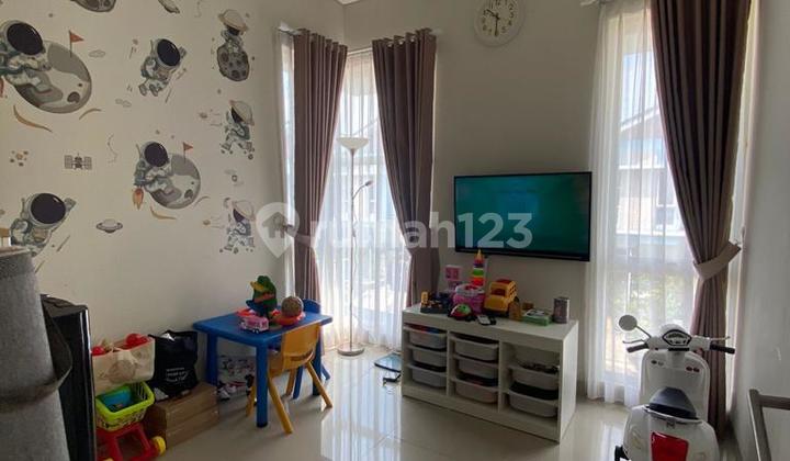 Rumah di Cluster Lavesh Harapan Indah. Bekasi