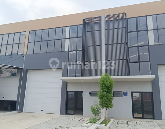 1 Unit Gudang Brand New Lokasi bebas banjir di Aerobizhub Pajang Tangerang, Siap Pakai!