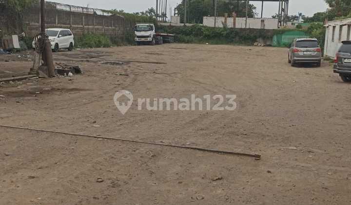 Prime Commercial Land in Cakung Cilincing with 40ft Container Access