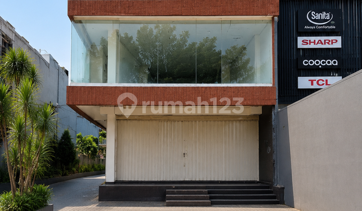 Building / 3-Story Shop House on Imam Bonjol, Denpasar, Very Strategic Building / 3-Story Shop House on Imam Bonjol, Denpasar, Very Strategic
