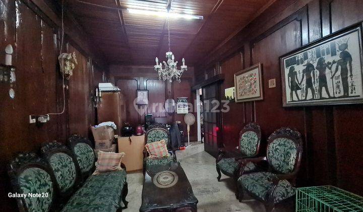 Rumah Tua Hitung Tanah di Blok S Jakarta Selatan 1