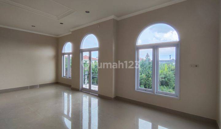 Rumah 3 Lantai Lokasi Strategis Denpasar Baru Renovasi Total 2