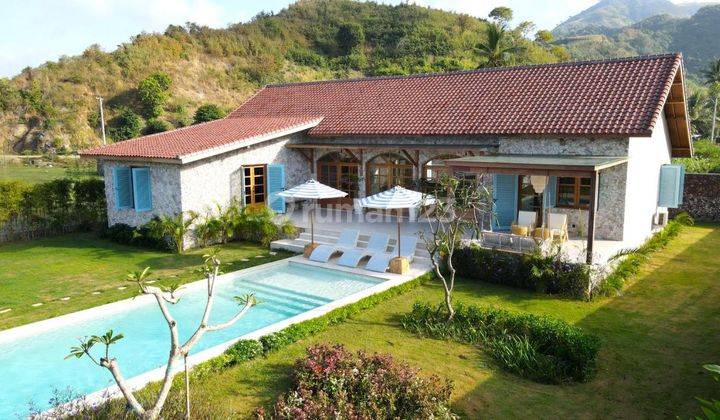 Charming And Spacious Villa In Lombok Near Serangan Beach 1