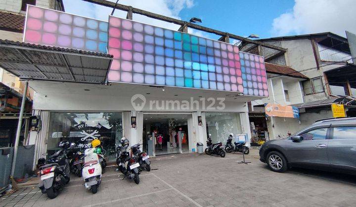 LARGE TWO-STORY SHOP SHOP WITH THREE ON JL. DENPASAR VETERANS 1