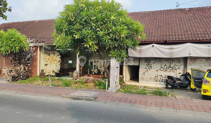 8 Meter Wide Shop On Jalan Mertanadi Kerobokan Strategic 2