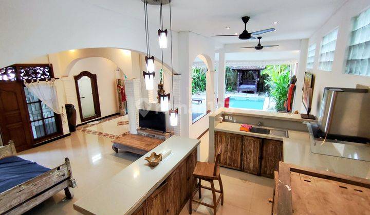 Charming Four Bedrooms Balinese Villa in Petitenget Villa Complex 2
