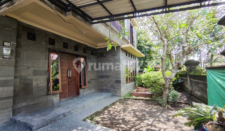 VILLA LUAS 5 ARE DENGAN KOLAM RENANG DEKAT SANUR DAN RENON