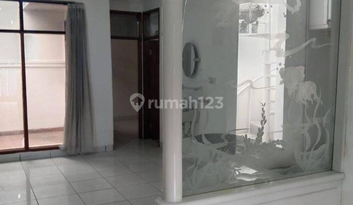 Dijual Rumah Nyaman Strategis Taman Sakura 2