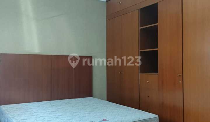 Rumah Gading Putih, Kelapa Gading Jakarta Utara 2.6miliar 2